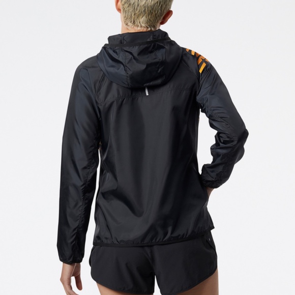 New Balance Reflective Accelerate Windcheater Jacket - Small - Picture 3 of 11